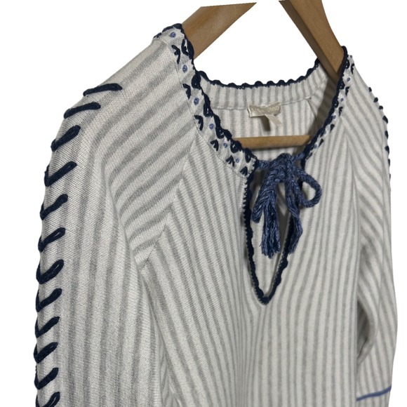 Lisa Todd Striped Knit Sweater Blue Whipstitch Tie Keyhole Neck White Size M - Picture 5 of 12